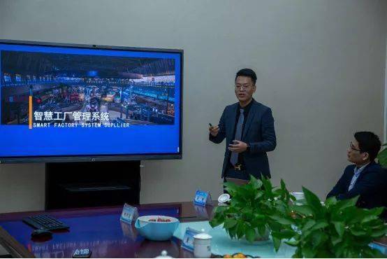 一線調(diào)研 江西瑞聲智能穿戴產(chǎn)業(yè)卓越之旅與軟件開發(fā)成功首發(fā)